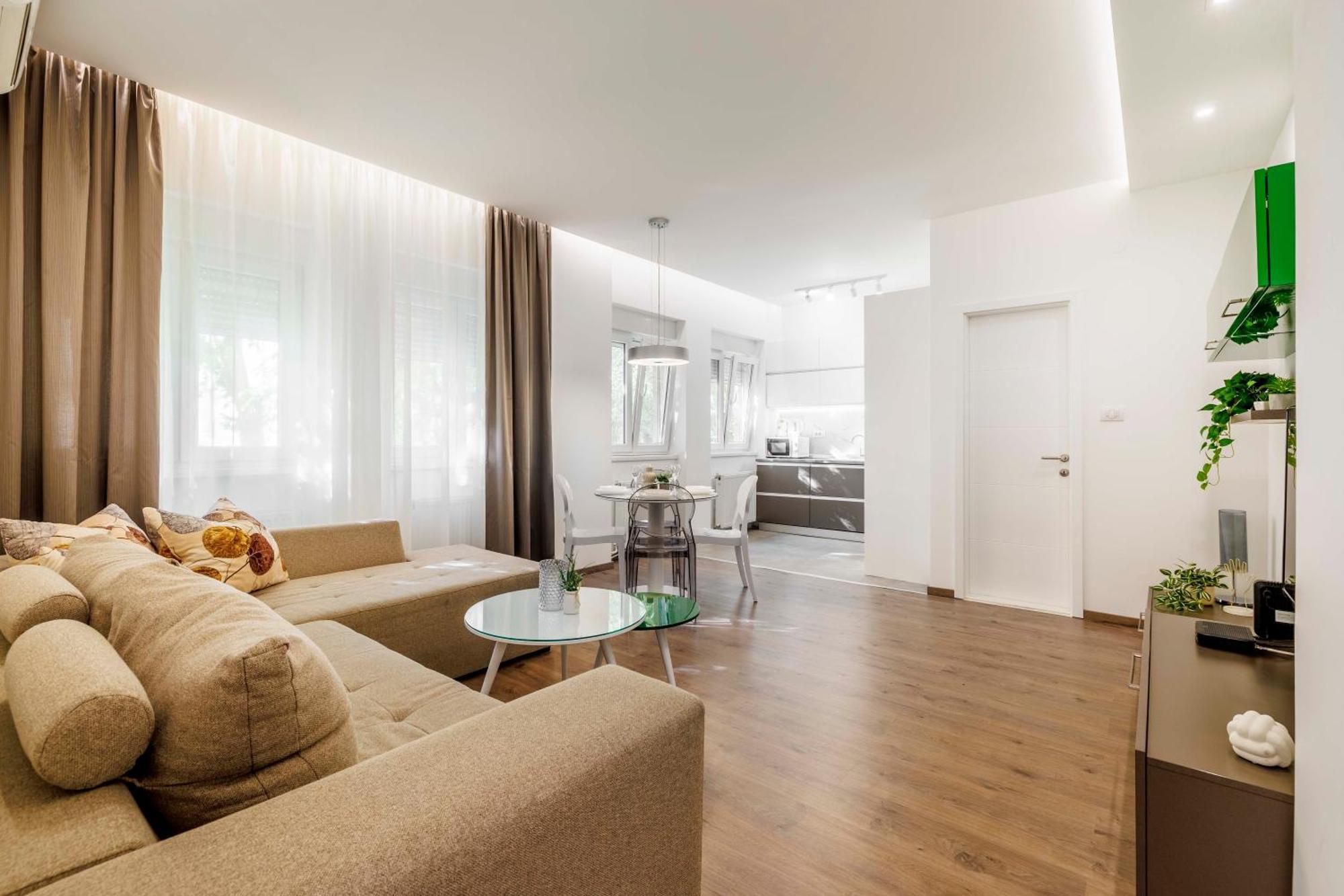 Silver Apartment Νόβι Σαντ Εξωτερικό φωτογραφία