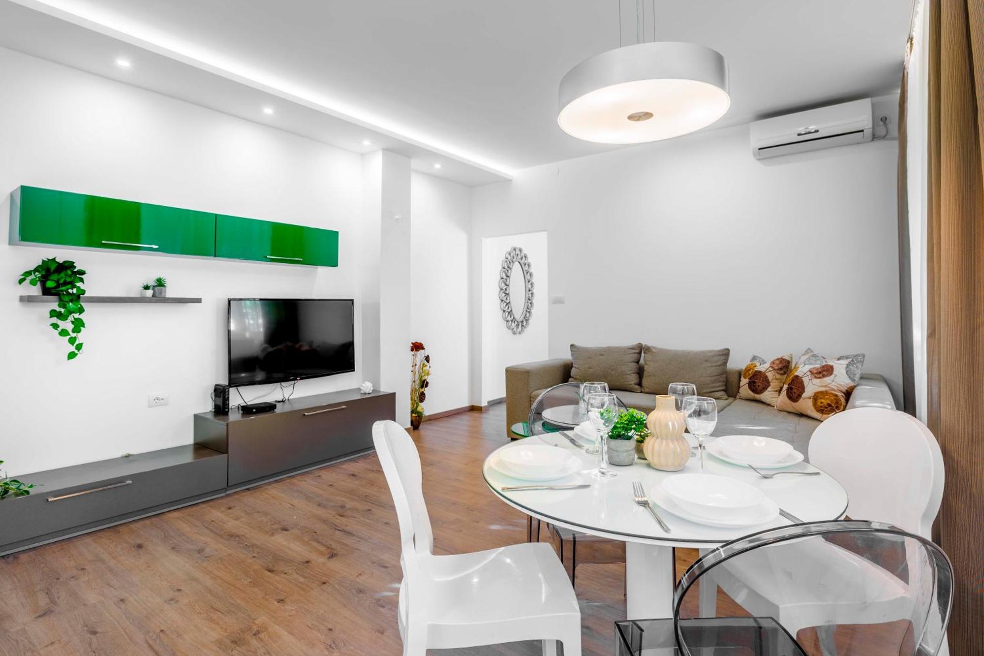 Silver Apartment Νόβι Σαντ Εξωτερικό φωτογραφία